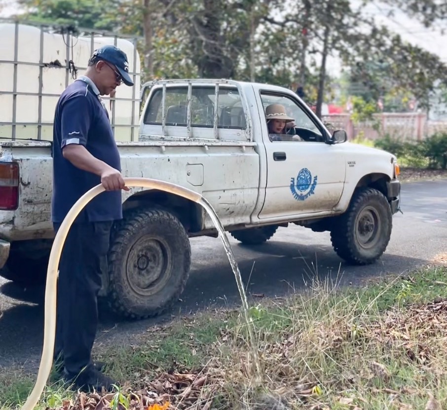 Ep.14 เปลี่ยนใบไม้ร่วง ให้เป็นผ้าห่มผืนใหญ่! กิจกรรมรักษ์โลกที่ ศพช.นครศรีธรรมราช#ศูนย์ศึกษาและพัฒนาชุมชนนครศรีธรรมราช #กรมการพัฒนาชุมชน #CDCA #น้องสาวนุ้ยน้องสาวน้ำ