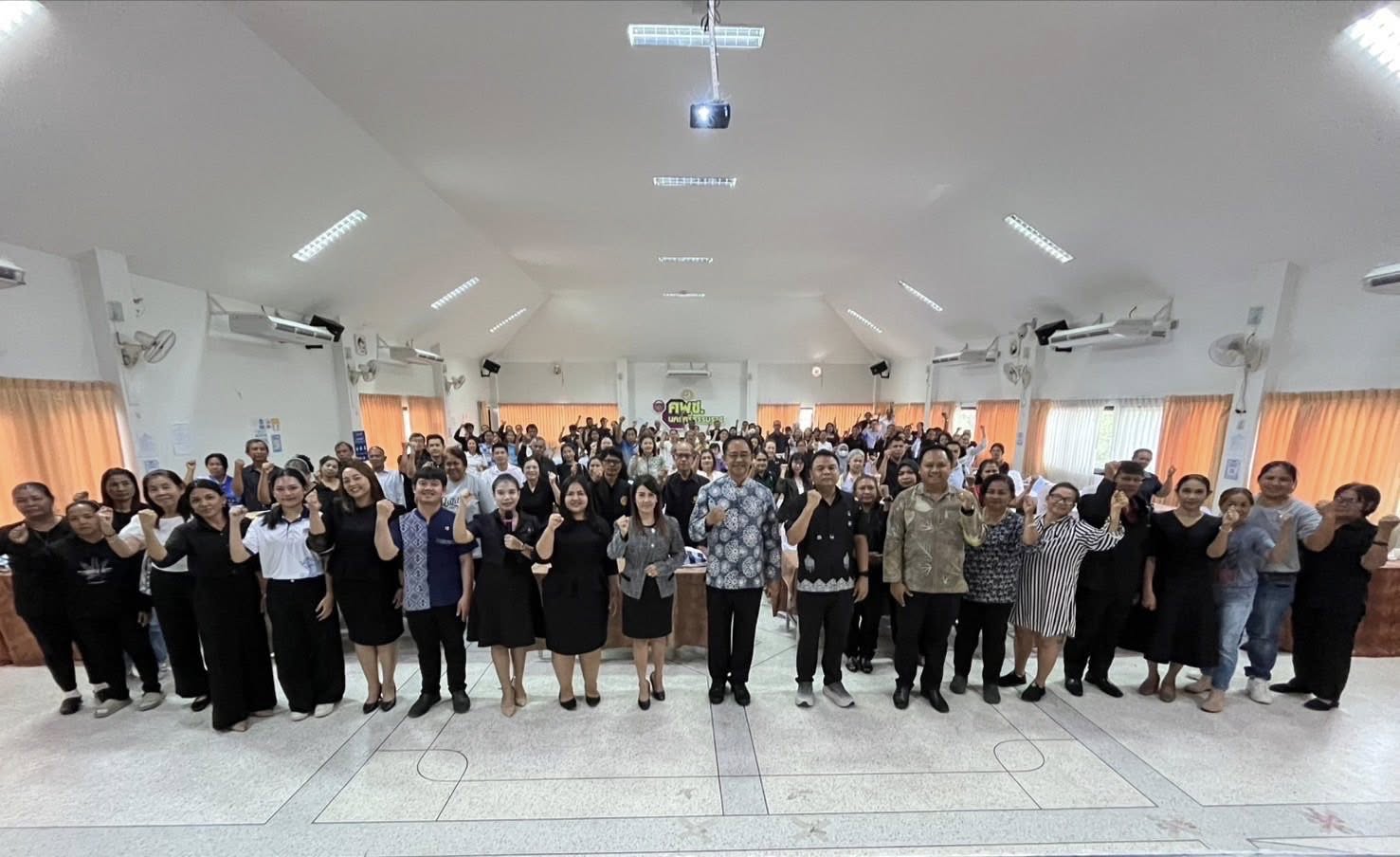 ศพช.นครศรีธรรมราช โครงการแก้ไขหนี้ครัวเรือนด้วยทุนชุมชน มุ่งสร้างทักษะอาชีพและวินัยการเงินเพื่อความยั่งยืน