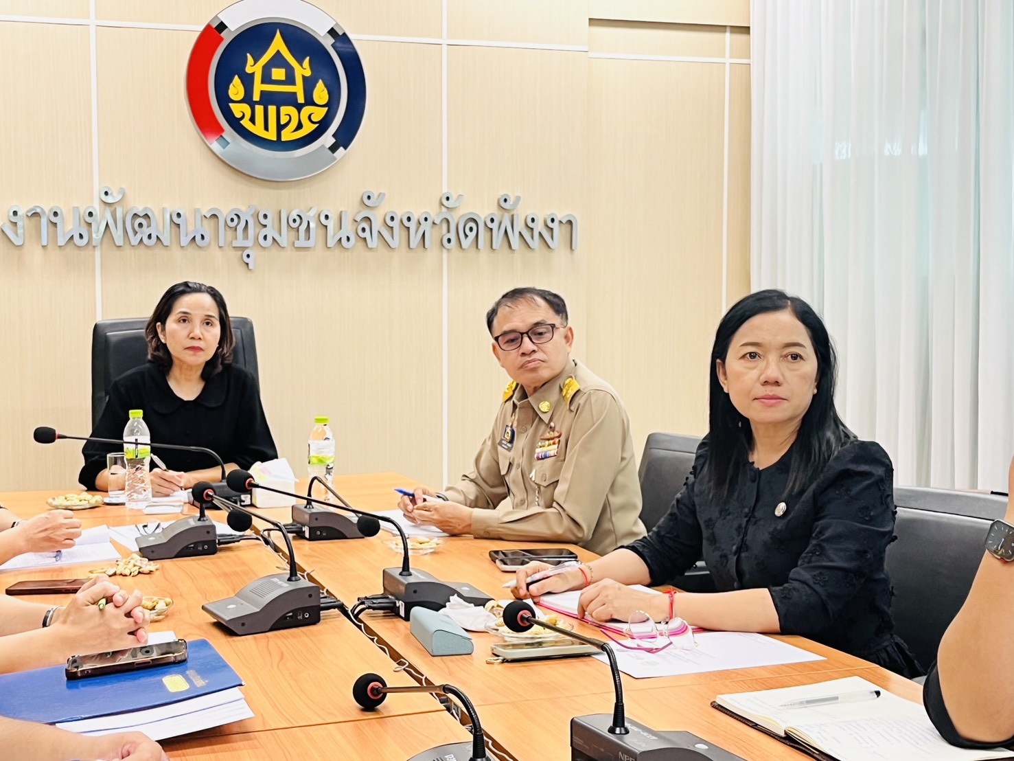 ผู้ตรวจฯ มุกดา หลิมนุกูล ตรวจติดตามการดำเนินงานตามนโยบายรัฐบาล กระทรวงมหาดไทย การดำเนินกิจกรรมพัฒนชุมชน สำนักงานพัฒนาชุมชนจังหวัดพังงา