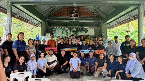 ศูนย์ศึกษาและพัฒนาชุมชนนครศรีธรรมราช ดำเนินโครงการเพิ่มประสิทธิภาพการตรวจราชการและสนับสนุนหน่วยรับตรวจในการขับเคลื่อนงาน ตามแผนปฏิบัติราชการกรมการพัฒนาชุมชน กิจกรรมที่ ๓ สนับสนุนหน่วยรับตรวจในการขับเคลื่อนแผนปฏิบัติราชการกรมการพัฒนาชุมชน